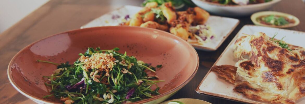 Teni East Kitchen