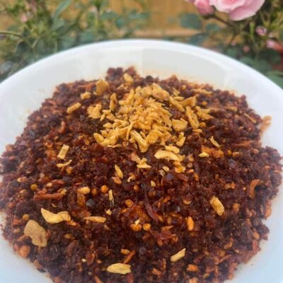 Htwe Htwe – ထွေးထွေး